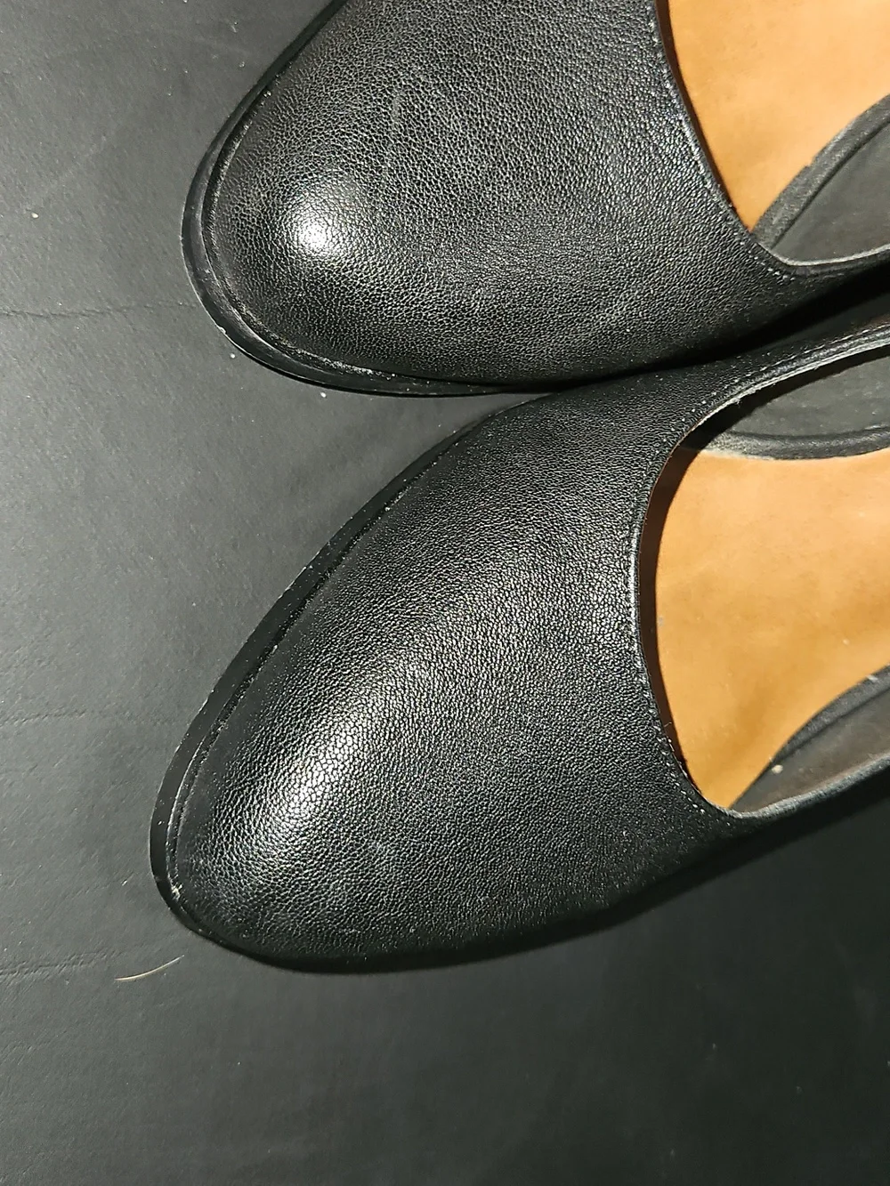 Zodiac Black Pointed-Toe Leather Pumps Size 8